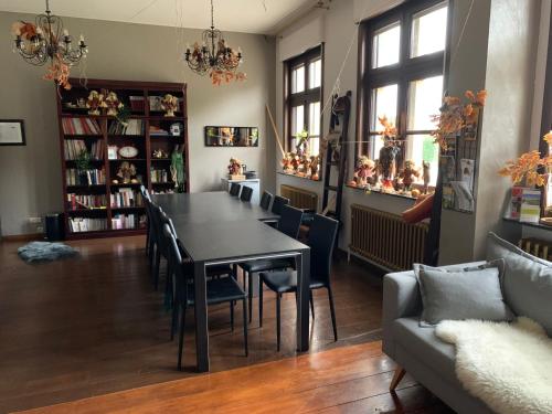 Skupni salon/TV območje, CHAPEAUVEAU Gîte - b&b - Events (CHAPEAUVEAU Gite - b&b - Events) in Hélécine