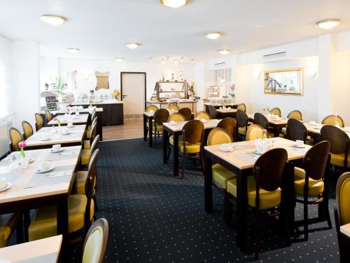 Restaurant, ACHAT Hotel Darmstadt Griesheim in Darmstadt