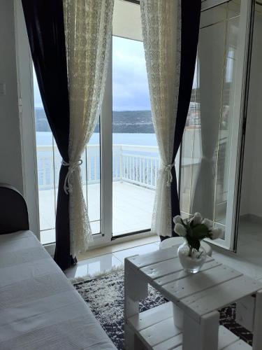 Apartmani Leženić Dada - image 14