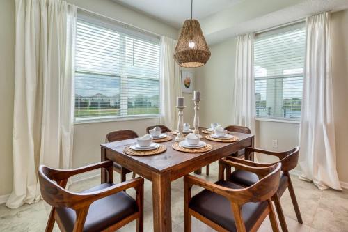 Super Sophisticated 2 bed apartment 10 minutes from Disney parks - image 5