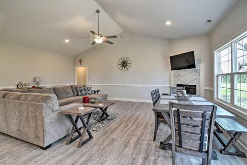 . Spacious Home < 1 Mi to Kiptopeke State Park!