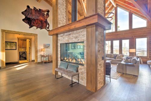 Luxury Mtn Retreat with Hot Tub 5 Mi to Slopes - image 2