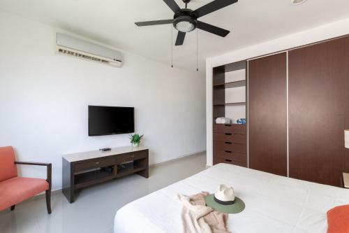 Marvelous PH with private terrace and plunge pool