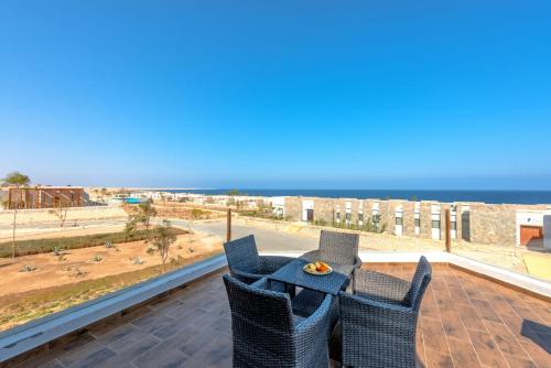 Villa with Sea View image 1