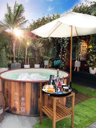 Lush Boutique Rooms Canterbury Hotel de charme Canterbury Castle