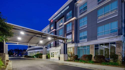 Best Western Premier I-95 Savannah Airport/ Pooler West