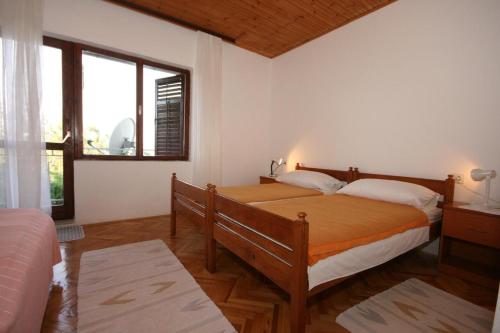 Apartments by the sea Starigrad Paklenica - 6589 - image 5