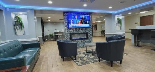 Quality Inn & Suites CVG Airport - image 22