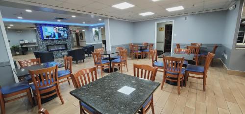 Quality Inn & Suites CVG Airport - image 34