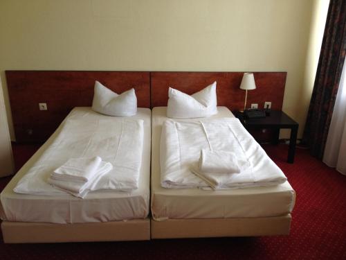 Domo Hotel Mondial Room Type - Twin Room
