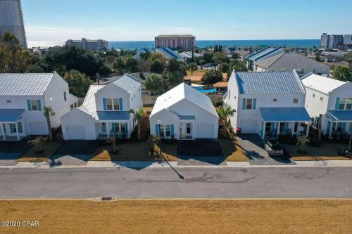 Kissed by the Sun Beach Cottage by BlueSwell - image 2