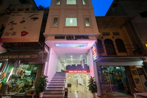 Entrance, Hanoi Aria Central Hotel & Spa near Temple of Literature & National University