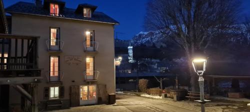 L'Auberge in Saint-Vincent-les-Forts