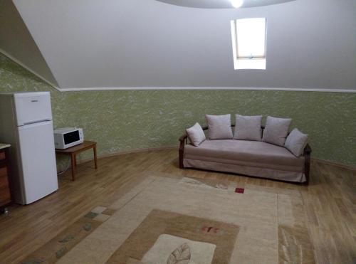 Guest house at Vidnaya 26 - main image