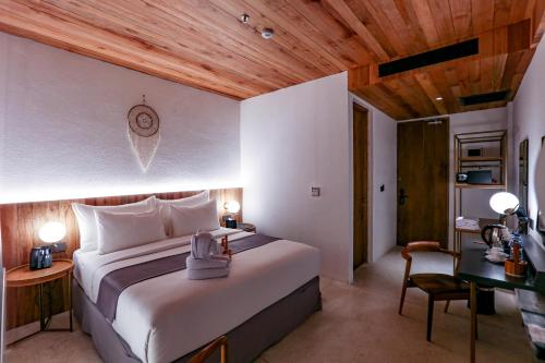 Yama Resort Indonesia Room Type - Deluxe Queen Room