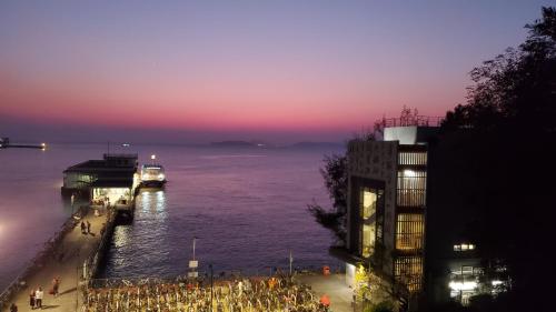 Pandangan, Man Lai Wah Resort in Pulau Lamma