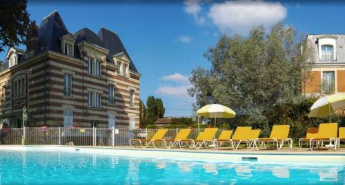 Cosy appartement dans une villa avec piscine, proche du centre et de la mer - Location saisonnière - Cabourg