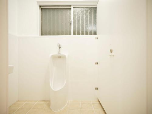 Three-Bedroom Apartment image 5