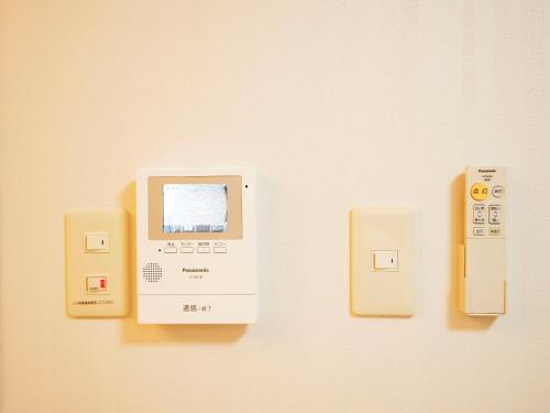 Three-Bedroom Apartment image 9