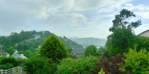 Rowan Tree Apartment - A modern, quiet hideaway with sweeping views across Oban