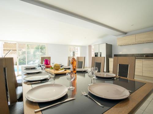 Holiday Home Villa du Littoral by Interhome near Le Quai 2