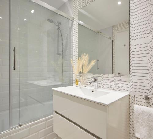 Two-Bedroom Apartment image 4