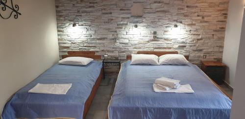 EVI Studios & Apartments – Naxos City, UT