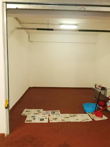 Apartment with one bedroom in Roma with terrace and WiFi - image 11