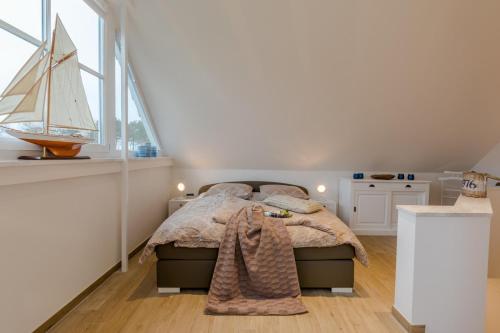 Apartment with Balcony image 8