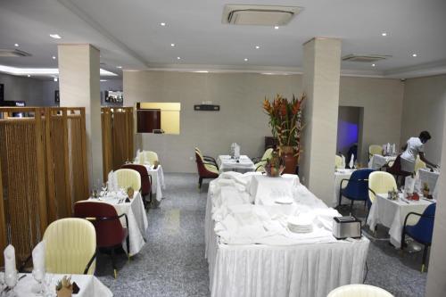 Hotel Royal Palace in โบนาเมรี