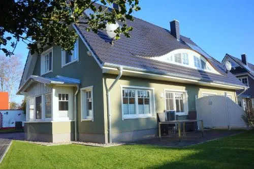 Rosenbergsiedlung "Lille Hus 3" in Zingst, Deutschland
