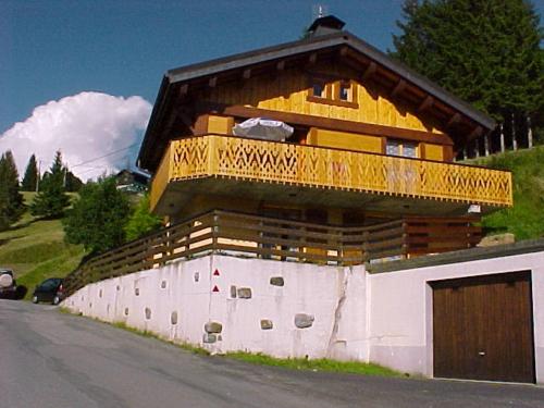 Chalet image 1