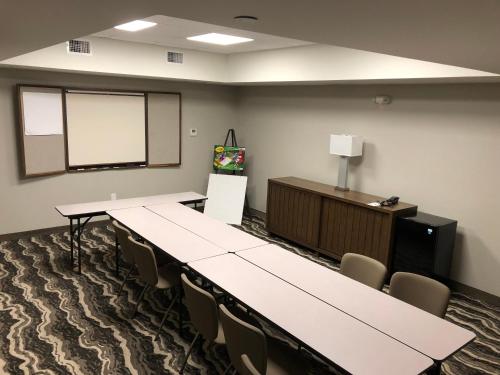 Staybridge Suites By Holiday Inn Gilbert - East Mesa