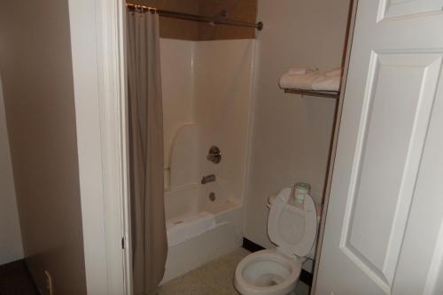 Lynchburg Country Inn - Accommodation - Lynchburg