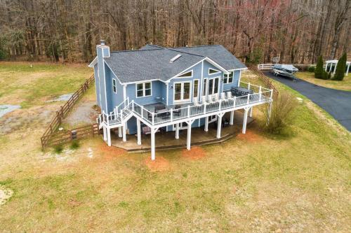 Lake Vista Retreat in Mineral, USA