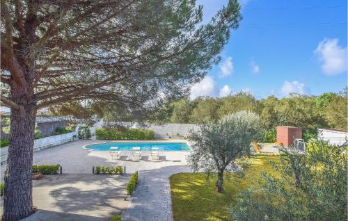 Amazing Home In Nicolosi With 2 Bedrooms, Wifi And Outdoor Swimming Pool