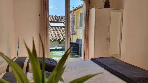 Studios du Rempart Room Type - Studio Apartment with Terrace