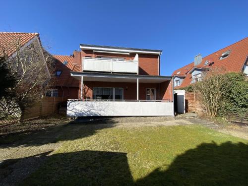 Haus Seeigel Strandflieder near Norderney Airport