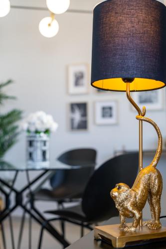 Old Town Boutique Apartment - Tap to explore photos