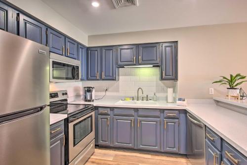 Modern Condo at Shangri La Golf Boat Fish! - image 6