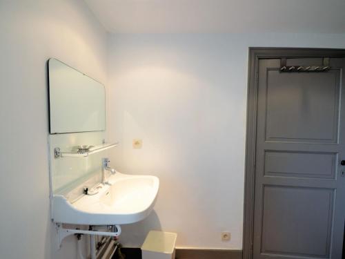Vannas istaba, Pet-Friendly Bungalow in Gerin