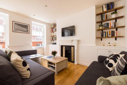 Picture of Contemporary 1 Bedroom Bloomsbury Apartment