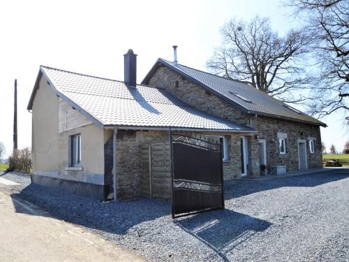 Very spacious house with sauna spa and countryside views - Location saisonnière - Gouvy
