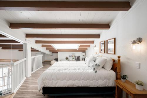 Wildernest Colorful Mountain Condo
