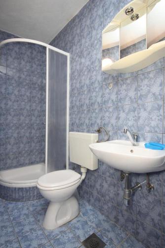 Apartment Zivogosce - Porat 6700a
