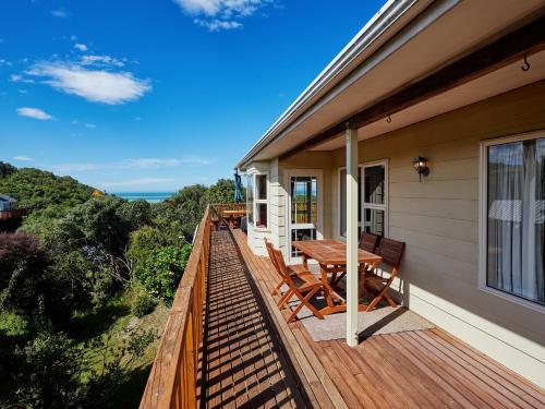 Protea House - Kaikoura Holiday Home