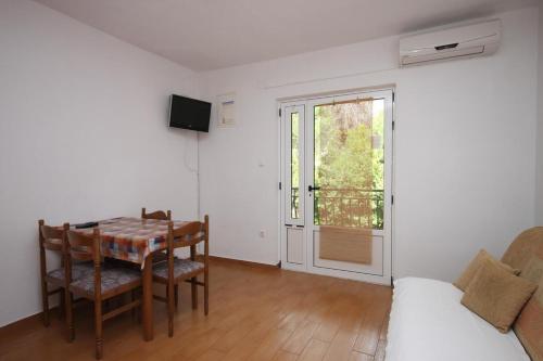 設施, Apartments with parking space Zivogosce - Porat, Makarska - 6700 in 捷科高斯切