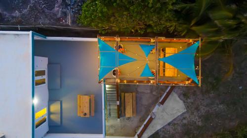 Exterior view, The Surfing Turtle in Luquillo