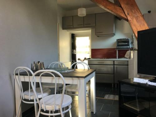 . Appartement Monthou-sur-Cher, 2 pièces, 2 personnes - FR-1-491-175