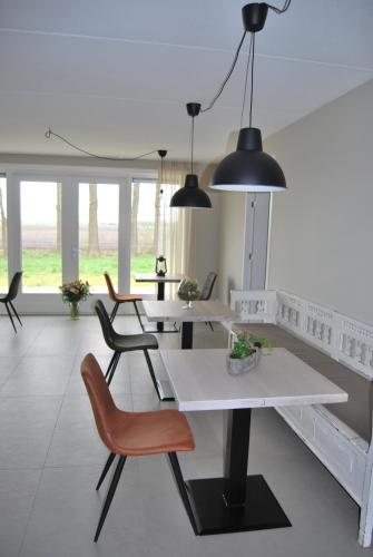 อาหารและเครื่องดื่ม, Hoeve de Heemser Parel in การ์เดอเรน